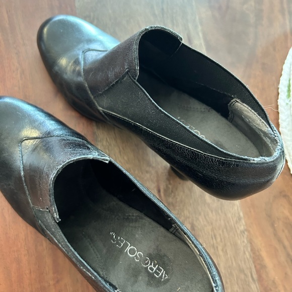 Black slip on booties - Picture 3 of 7